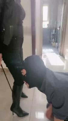 【高傲】长靴脚下蹂躏/吃烟灰圣水 bf21931