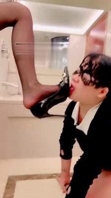 【莫妮卡S】虐母狗的狗舌头【双视角版】 bf21891