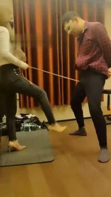 【双子姬】精彩!带素人模特重刑虐【完整版】 bf21784