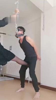 【蒂娜女神】反铐双手强制虐打 bf21807