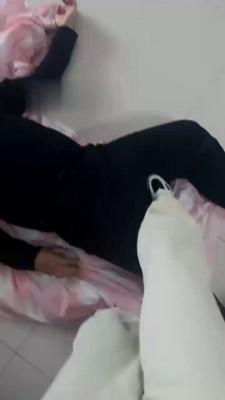 【田甜圈】体校女神暴力踢打踹绿毛狗 bf21720