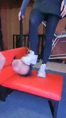 【初恋】耳光家奴踹头踹脸 bf21718