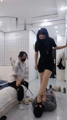 【安可】双S姐妹花虐打班主任【双视角版】 bf21646