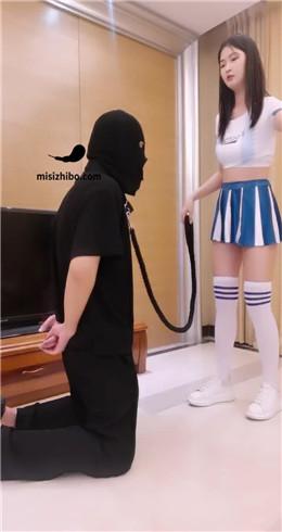 【Fiona菲菲】赌球输了拿狗撒气 bf21471