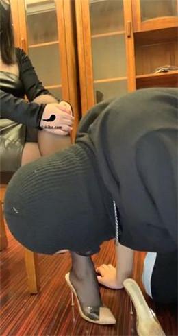 【美杜莎】办公室又遇骚狗 bf21476