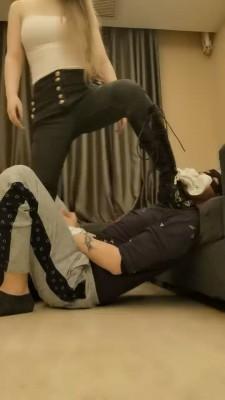 【文文文】长靴S超暴力踢踹 bf21574