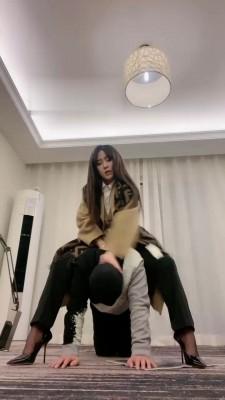 【风吟殿下】下班黑丝高跟蹂躏老板 bf21453