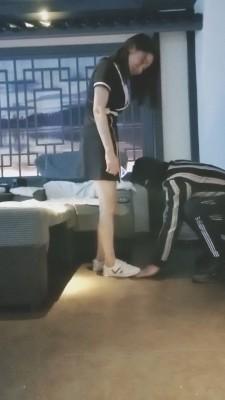 【希希子】御姐高跟插嘴羞辱舔脚 bf21399