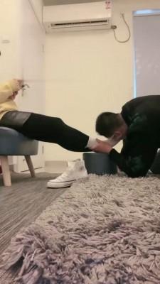 【安静大大】边聊天狗边伺候 bf21422