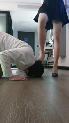 【米小唐】长腿S\高跟踩虐 bf21390