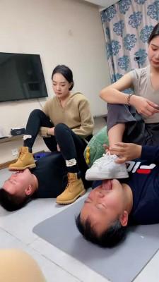 【麋鹿银儿】双S强制父子舔脏鞋臭袜 bf21334