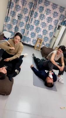 【麋鹿银儿】双S强制父子舔脏鞋臭袜 bf21334