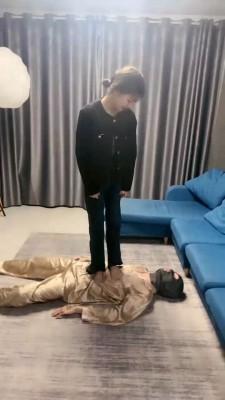 【ccyouer】带素人闺蜜调贱狗 bf19981