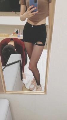 【美娜格格】原味白袜+黑丝气味羞辱