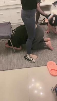 【安静大大】亲母女调两公狗【三视角超完整版】JS22102502