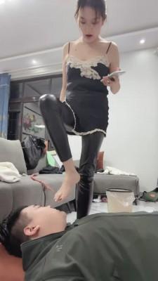 【牙乖乖】裸足辱脚垫【双视角版】 bf19910