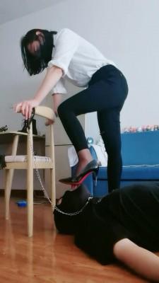 【晴雨大大】高跟全体重重踩/踢裆 bf19921