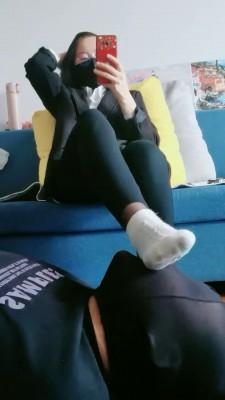 【晴雨大大】棉袜羞辱脚垫子 bf19885