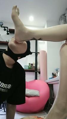 【咩祖】高跟肉丝脚踩虐 bf19865