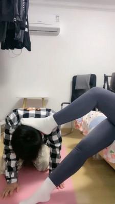 【五月】原味白袜气味羞辱 bf19737