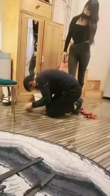 【文文文】圈养奴偷懒的下场【双视角版】 bf19690