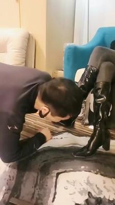 【文文文】圈养奴偷懒的下场【双视角版】 bf19690