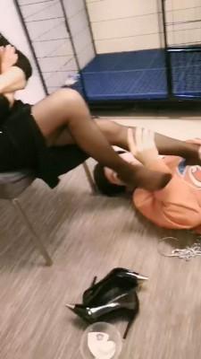 【陌初】母女S黑丝棉袜调 bf19678