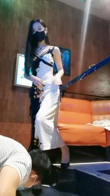 【猫神大人】KTV包厢辱老板 bf19676