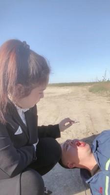 【薇颜】户外把前夫当狗溜 bf19638