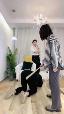 【鑫儿教头】带素人辣小妹玩狗 bf19668