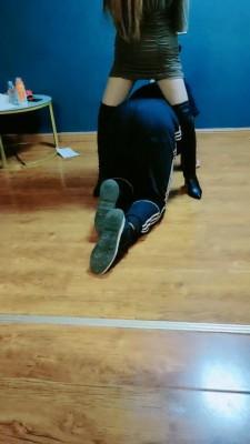 【林夕】御姐的皮靴清理器 bf19594