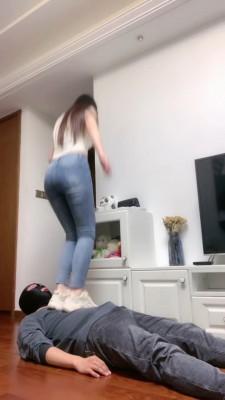 【清酒女主】运动女神暴力踢打 bf19567