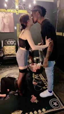 【茹雪】女m和素人国外男友调绿帽 bf19526