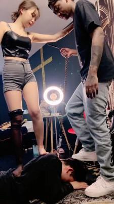 【茹雪】女m和素人国外男友调绿帽 bf19526