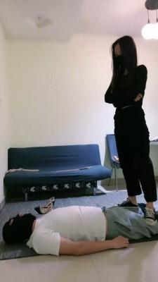 【安静S】看女儿怎么虐废物狗【三视角版】 bf19398