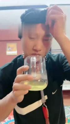 【小祖宗】空姐制服下班辱家奴 bf19342