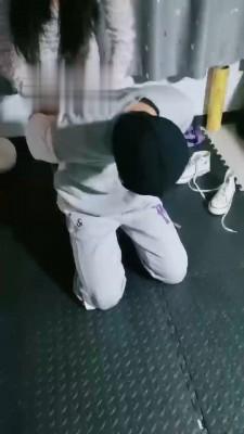 【杰哥】素人帆布鞋白袜辱狗 bf19280