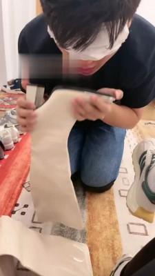 【奈奈生】男友被罚舔各种脏鞋 bf19253