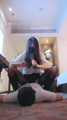 【00后十言】长靴黑丝踩虐碾压 bf19135