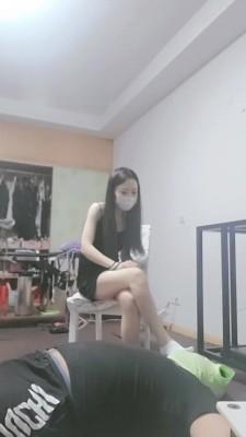 【御姐S】邻居胖哥喜欢我的运动鞋 bf19079