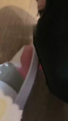 【万一】看女友脏鞋脏船袜辱绿帽 bf18981