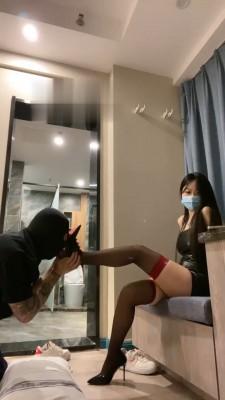 【桃子夭夭】御姐黑丝高跟蹂躏 bf18968