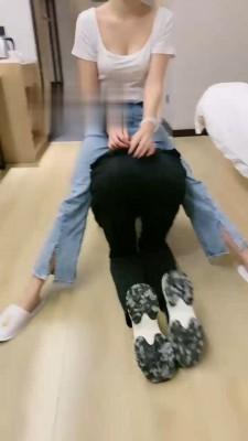 【柚子姐】御姐小白鞋船袜辱狗 bf18917