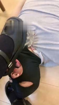 【小戚】卑微继父求羞辱 bf18907