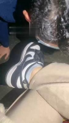 【小痴大人】户外让狗舔鞋 bf18906