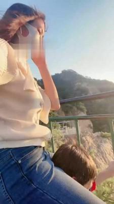 【小劳拉】户外山顶骑马【完整版】 bf18915