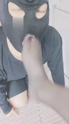 【灵竹】黑丝踩脸/舔鞋/深喉 bf18936