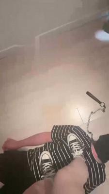 【不期而遇S】暴力餐厅恋足踢档羞辱贱狗