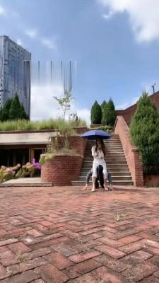 【一嬛】超美御姐户外遛狗 bf18873