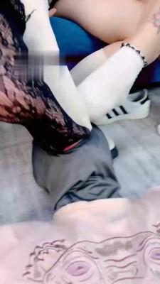 【狗哥】3学生素人原味脚辱狗 bf18863